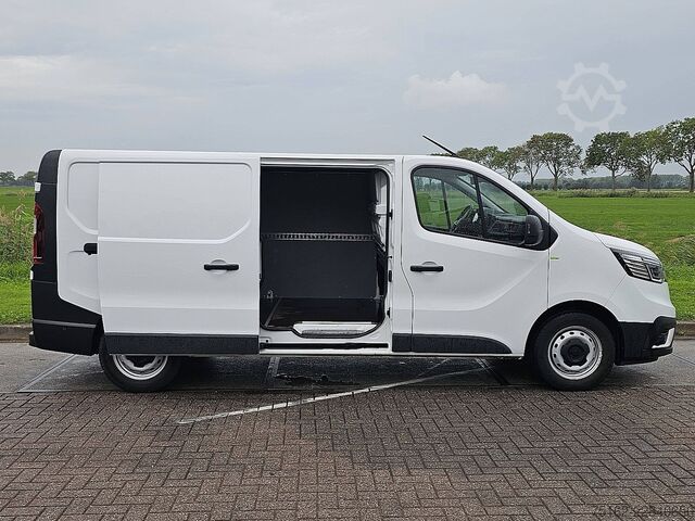 Hochdachkombi RENAULT TRAFIC 2.0 DCI L2H1 Airco Trekhaak