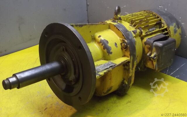 Geared motor 2.2 kW 50 rpm Bauer 135mm Wellenlänge