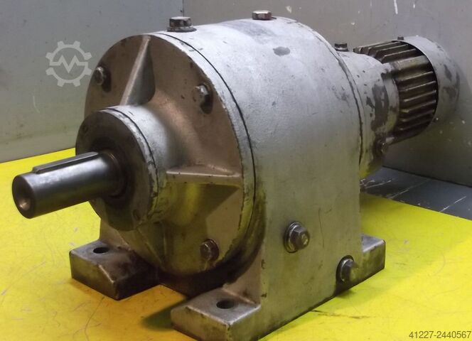 Gear motor 0.05 kW 0.5 rpm Obermoser D32RKR2