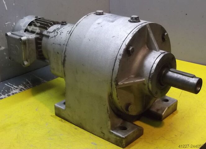 Gear motor 0.05 kW 0.5 rpm Obermoser D32RKR2