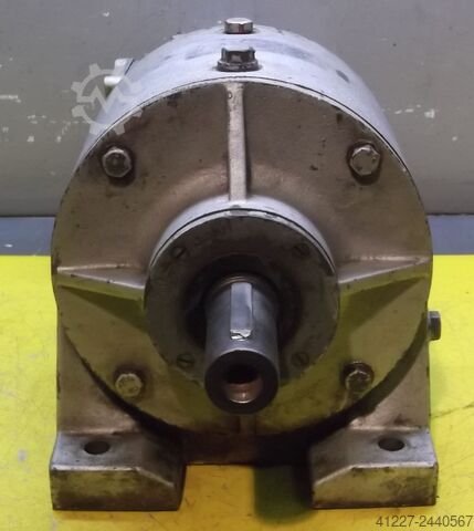 Gear motor 0.05 kW 0.5 rpm Obermoser D32RKR2
