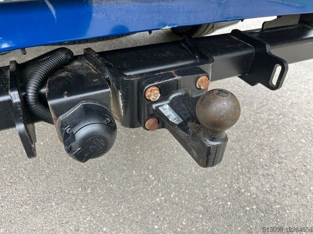 Curtain sider van VOLKSWAGEN CRAFTER PRITSCHE DoKa 4M. DIFF. SPERRE AUTOMATIK