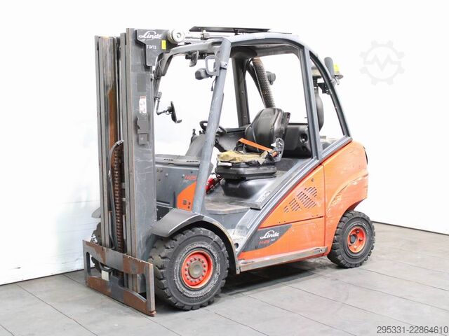 Diesel Forklift Linde H 25 D-02  393
