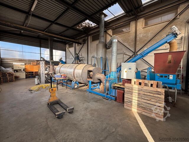 Briquetting press for wooden briquettes RUF 400