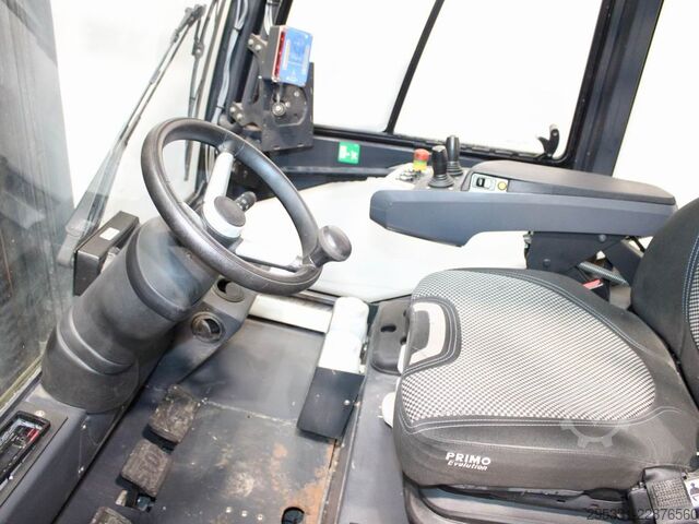 Electric 4-wheel forklift Carer A 80-900X