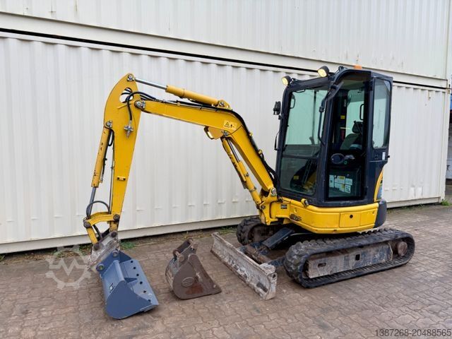 Minibagger KOMATSU PC26MR-3 / 2020 BJ / 2 x Löffel