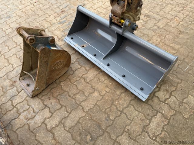 Minibagger KOMATSU PC26MR-3 / 2020 BJ / 2 x Löffel