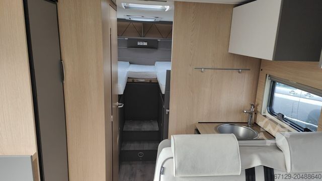 Teilintegriertes Wohnmobil LMC Tourer Lift H 730G - Einzelbetten & Hubbett Fiat