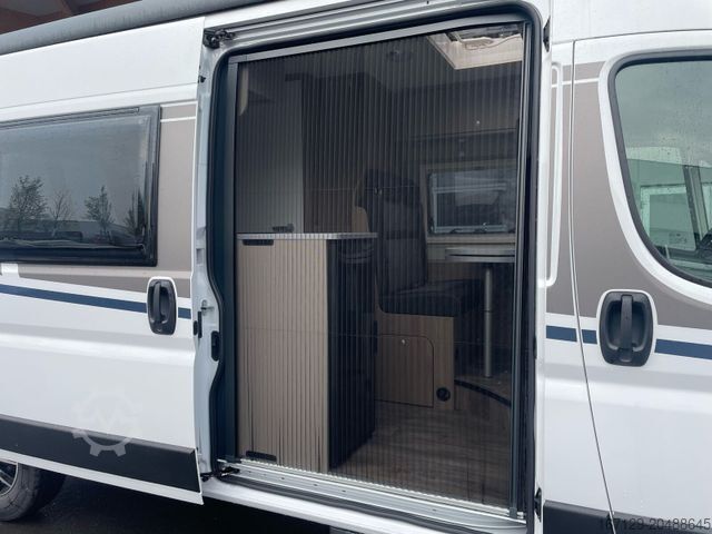 Kastenwagen Wohnmobil / Campervan CARADO CV 600 (entry/Rudi) mit Beschädig.