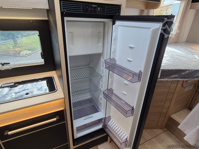 Teilintegriertes Wohnmobil CHAUSSON 627 Titanium Line *MJ26*Arctic*Hubbett*Automatik