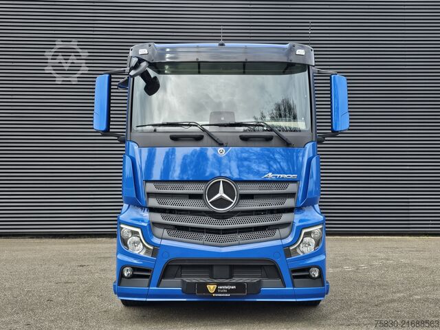 Recovery vehicle Mercedes-Benz ACTROS 2551 6X2 / OPRIJ - MACHINE TRANSPORT