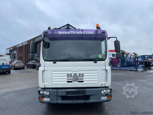 Autotransporter MAN TGL 12.240 Tijhof Cartransporter / 531.000 KM /...