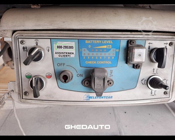Spezial-LKW IVECO 60C15 FURGONE ISOTERMICO CON GRUPPO REFRIGIRANTE E SPONDA POSTERIORE CARICATRICE