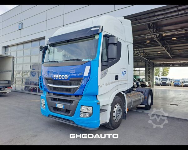 Standard SZM IVECO TRATTORE STRADALE IVECO STRALIS 460 LNG METANO