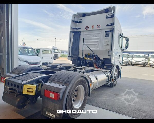 Standard SZM IVECO TRATTORE STRADALE IVECO STRALIS 460 LNG METANO