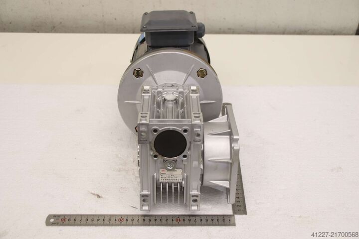 Geared motor 1.1 kW 143 rpm Dalian NET NMRV Y2-90S-4