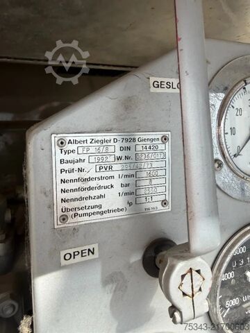 Fire engine Mercedes-Benz 1222 Fire fighter Water Pump