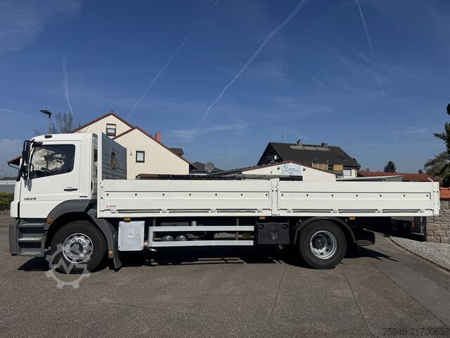 Axor 1829 L flatbed, 7.35 m, air suspension Mercedes-Benz Axor 1829 L Pritsche 7,35m, Luftfederung