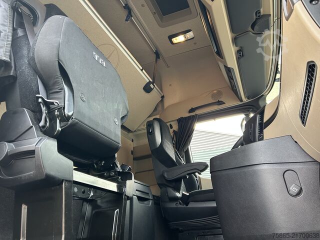 Standard tractor Mercedes-Benz Actros 1845 Gigaspace / Tacho V2 / Blower - PTO...