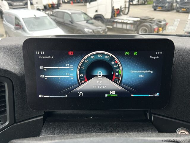 Standard tractor Mercedes-Benz Actros 1845 Gigaspace / Tacho V2 / Blower - PTO...