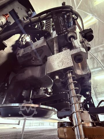 Fabric cutting machine - high end CNC Lectra Vectorfashion VT-FA-Q2-72 Automatic CNC