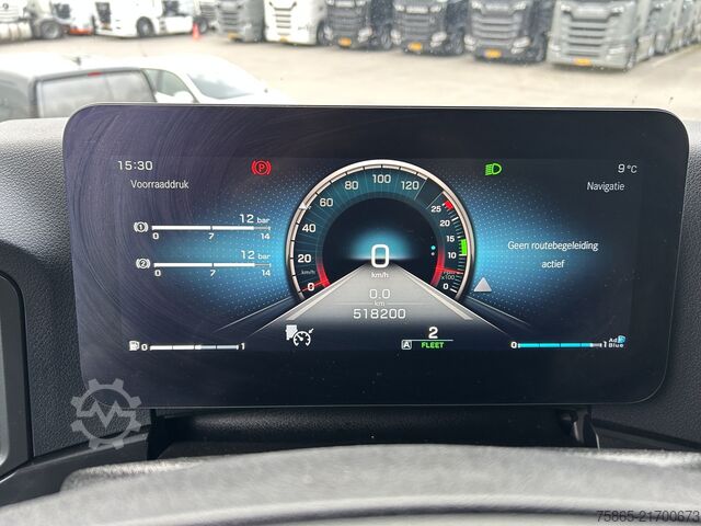 Standard tractor Mercedes-Benz Actros 1845 Streamspace / 518 dkm / Tacho V2 / ...