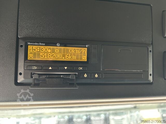 Standard tractor Mercedes-Benz Actros 1845 Streamspace / 518 dkm / Tacho V2 / ...