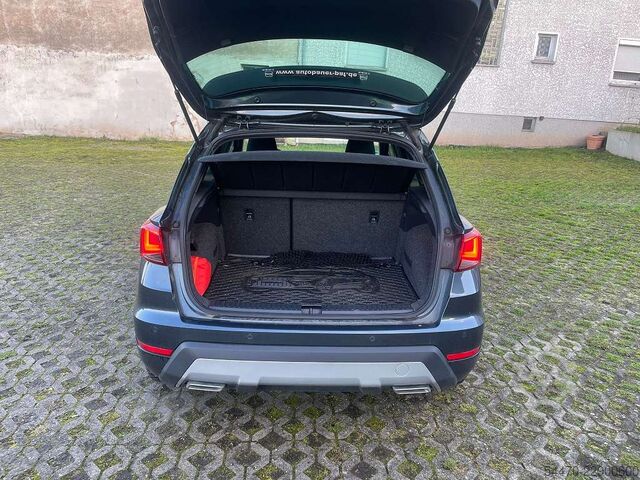 Pkw SEAT ARONA TGI FR