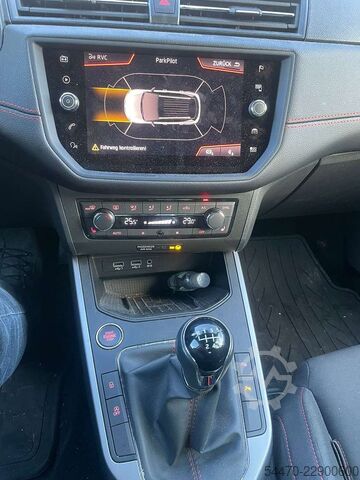Pkw SEAT ARONA TGI FR