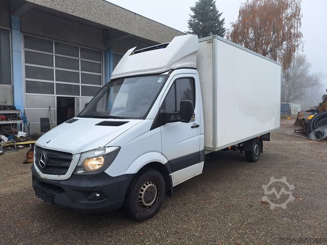 Refrigerated van Mercedes-Benz Sprinter 319 Kühlkoffer Carrier 350 TÜV