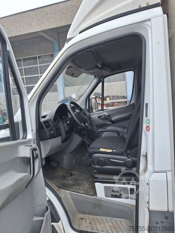 Refrigerated van Mercedes-Benz Sprinter 319 Kühlkoffer Carrier 350 TÜV