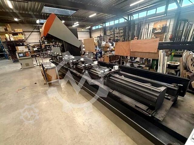 CNC horizontal machining center Elumatec SBZ 130
