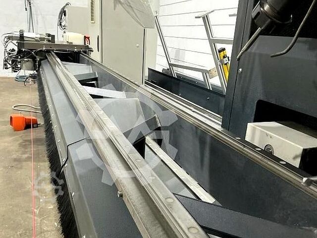 CNC horizontal machining center Elumatec SBZ 130