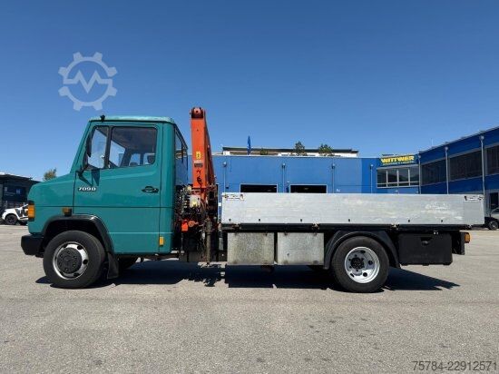 Pick-up van MERCEDES-BENZ 609D KRAN AHK SUPER ZUSTAND!