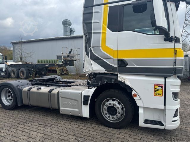Volume tractor unit MAN TGX 18.480 Mega INTARDER