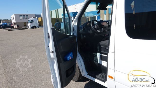 Motor coach MERCEDES-BENZ Sprinter Aveuro 519 CDI - 21 Sitze EURO 6