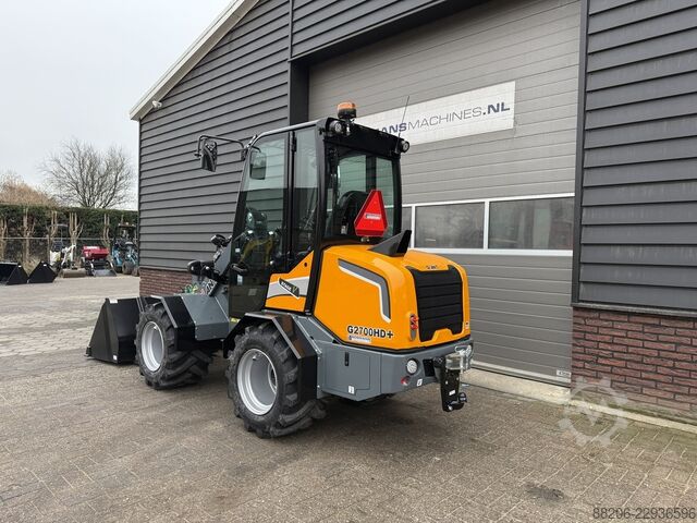 GIANT G2700 HD+ with cab mini loader NEW GIANT G2700 HD+ met cabine minishovel NIEUW
