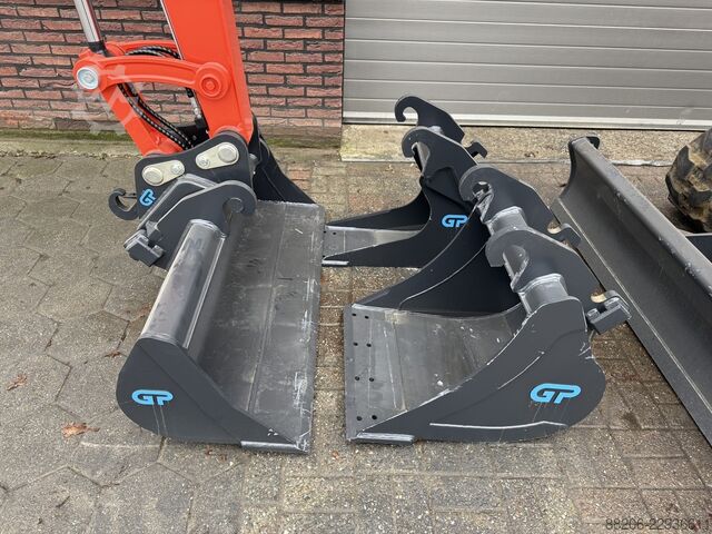 Kubota U56-5 mini excavator NEW incl. CW10 quick coupler + 3 buckets KUBOTA U56-5 minigraver NIEUW incl CW10 + 3 bakken