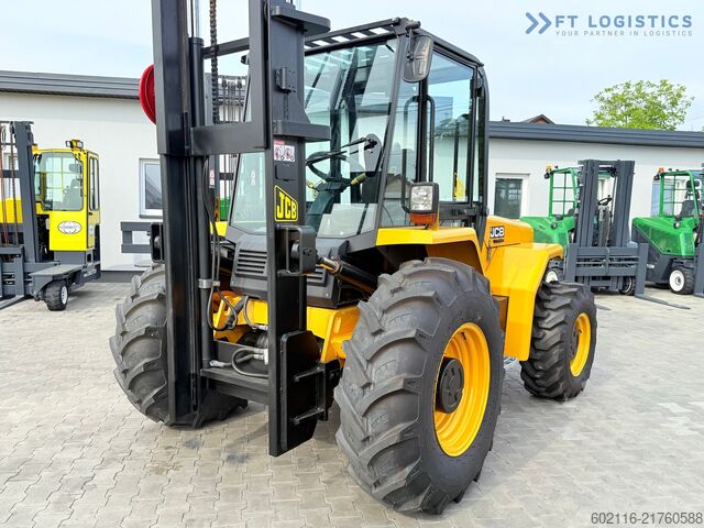 Off-road forklift JCB 940 / TRIPLEX 4500 / FREE-LIFT NEW TIRES