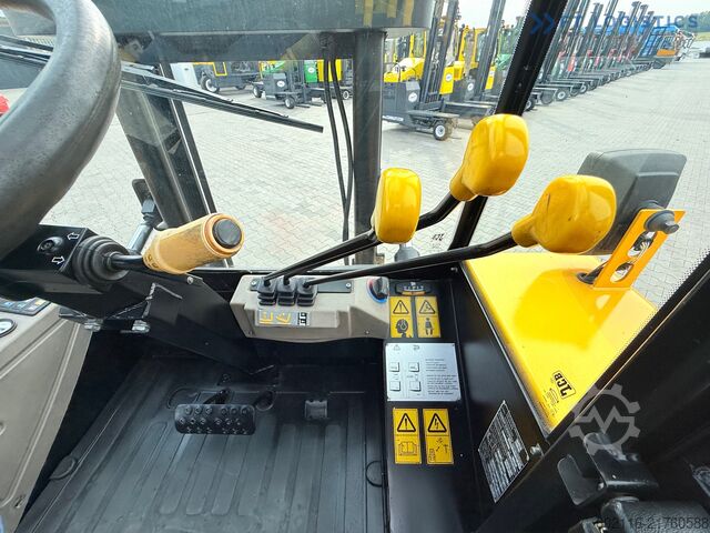 Off-road forklift JCB 940 / TRIPLEX 4500 / FREE-LIFT NEW TIRES