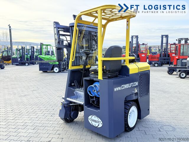 4-way forklift Combilift CB3000 GAS TRIPLEX 4900 FREE-LIFT