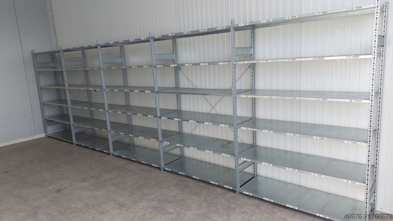 High-bay warehouse shelving SSI Schäfer R3000 Kistenregal Regallänge: 8,19 lfm.