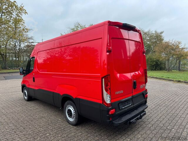 Panel van IVECO Daily 35S16 Hi-Matic Kastenwagen L2H2*2 Stück*