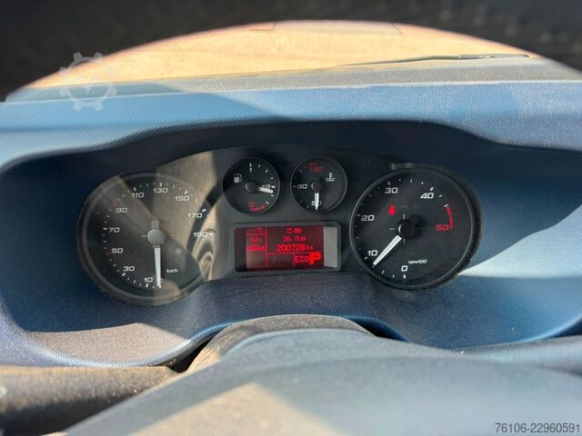 Panel van IVECO Daily 35S16 Hi-Matic Kastenwagen L2H2*2 Stück*