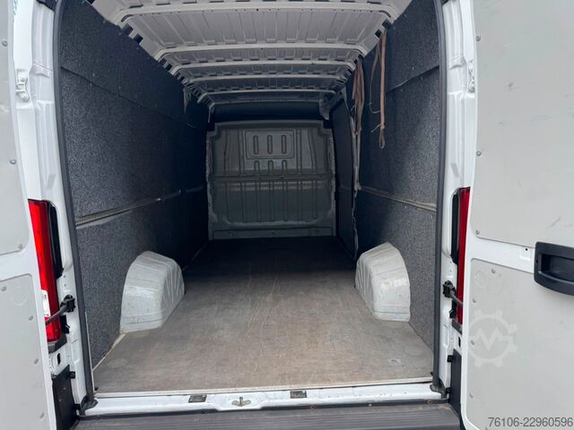 Panel van FIAT Ducato Maxi Grossr.-Kasten 35 140 L5H2