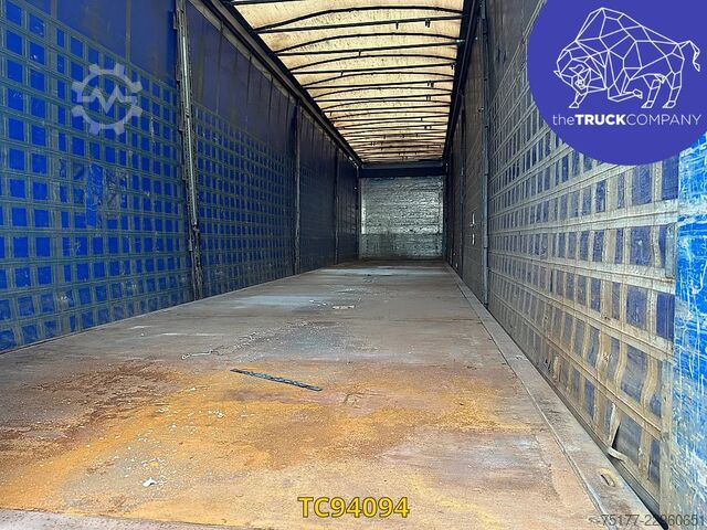 Sliding tarpaulins Schmitz Cargobull 