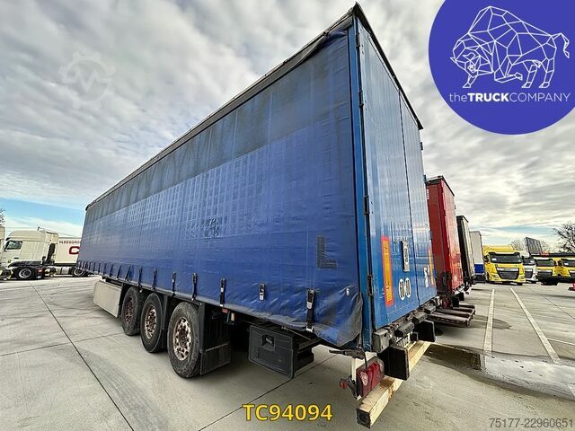 Sliding tarpaulins Schmitz Cargobull 