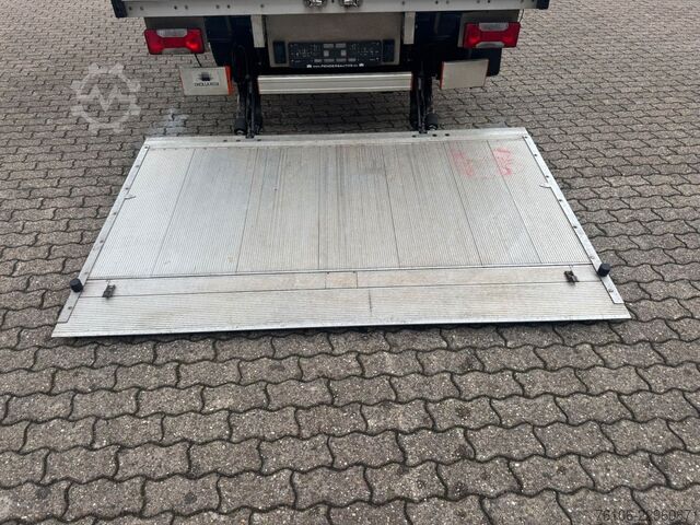 Kühltransporter IVECO Daily 35C14 Tiefkühlkoffer mit LBW **Carrier***