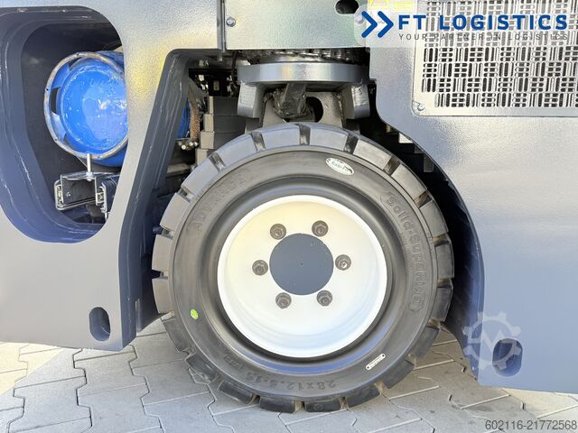 4-way forklift Combilift CB4500 GAS TRIPLEX 6400 FORK POSITIONER