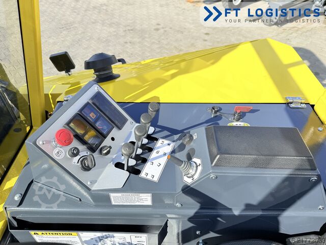 4-way forklift Combilift CB4500 GAS TRIPLEX 6400 FORK POSITIONER